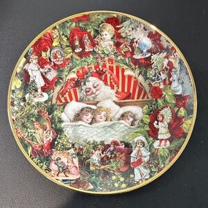 Festive Santa Decorative Plate